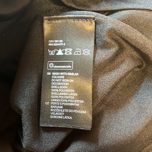 Black Ruched Bodycon Dress; H&M Size 6 - Picture 8 of 9